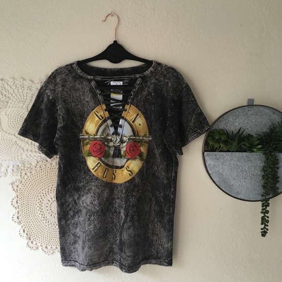 guns n roses lace up shirt